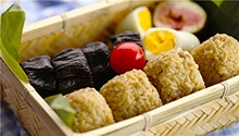 日剧《小森林》里的饭团便当