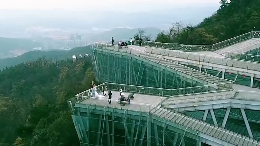（好屋列传）苏仙岭景观瞭望台：本身也是风景