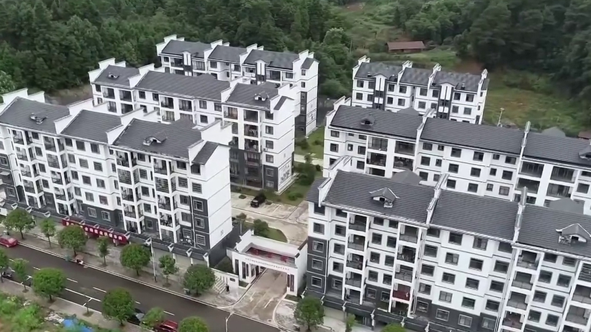 湖南发展成就巡礼·脱贫攻坚篇 怀化鹤城：易地扶贫搬迁“小集中多产业大帮扶”