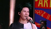 大张伟携素人改编《红星闪闪》