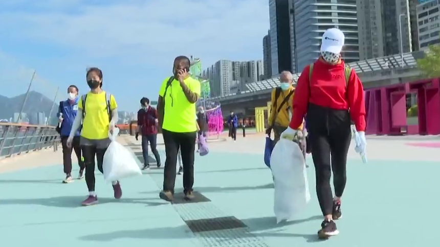 香港故事︱“上山下海执垃圾”的环保战士
