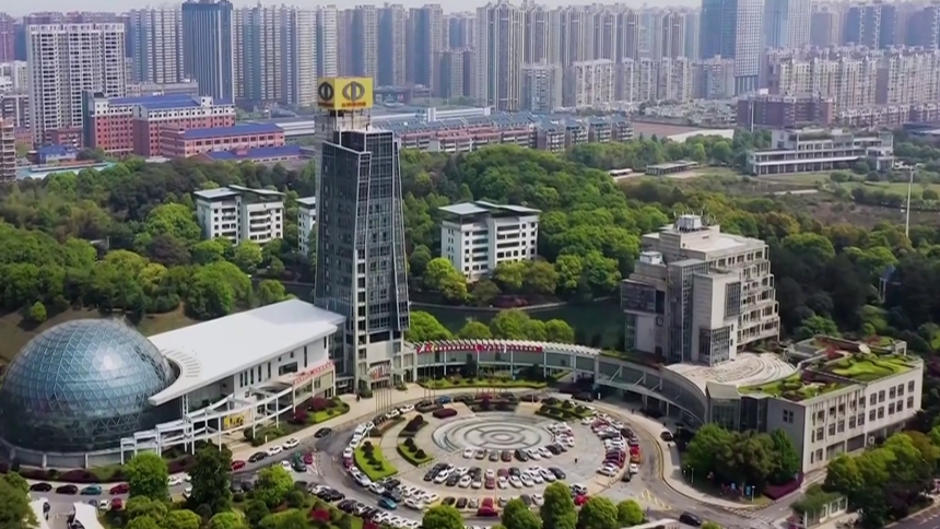 新时代 新征程 新伟业 湖南加快壮大工业互联网平台体系 超50万家企业上云